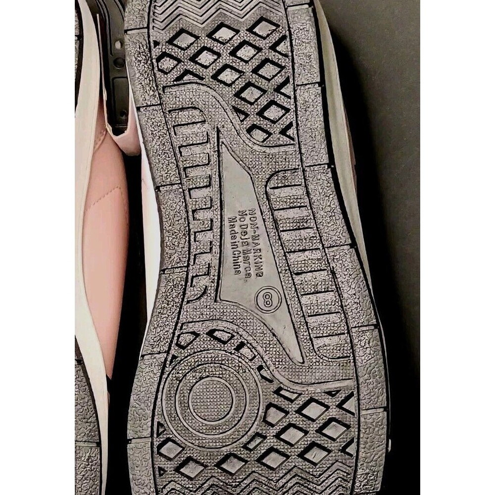 Sanrio Hello Kitty Pink Patent PU Black Trim Court Sneakers Womens Size 9 NWT - Picture 8 of 9